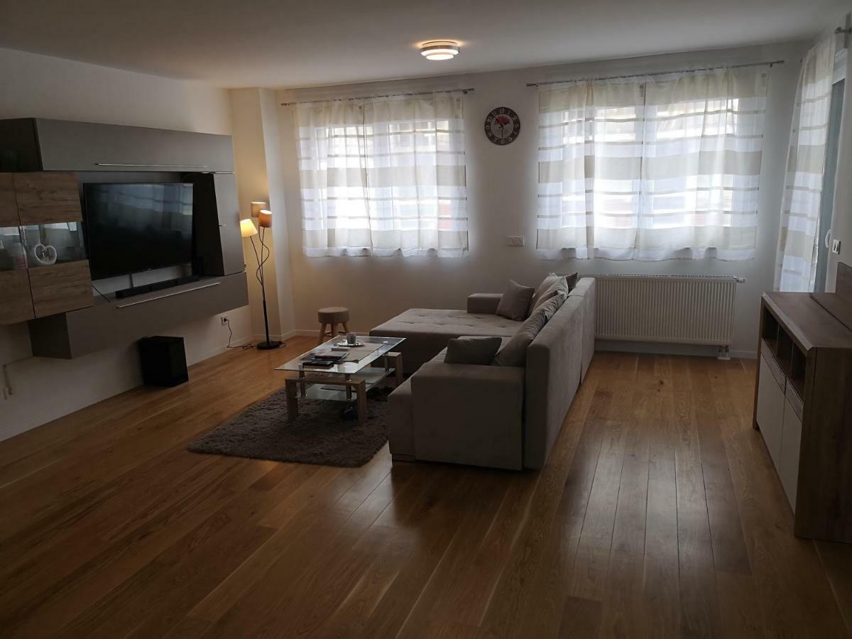 David-In 2 Apartment ซาเกร็บ ภายนอก รูปภาพ